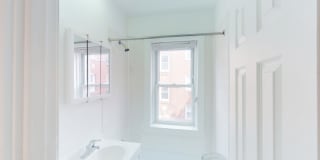 4721 S. Ellis Avenue Gallery 22