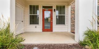 Vanguard Crossing Gallery 52