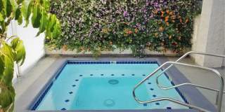 Luxurious 2 Bedroom, 2 Bath Condo in the Heart of Prime Hollywood Gallery 21