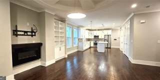 1993 Memorial Drive SE Gallery 1