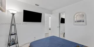 9508 N Military Trl Gallery 19