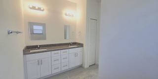 Brand new 4/2/2  House Gallery 20