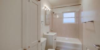 Spanish Craftsman Garden Apartments Bankers Hill Gallery 17