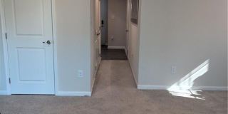 4138 Riverside Drive Gallery 10