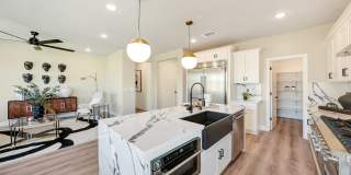 131 N Un St Gallery 35