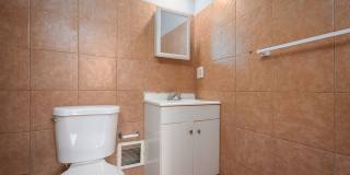 Two Bedroom Rental for Immediate Move In West Baltimore Gallery 7