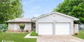 405 East Meadow Lane Court Gallery 1