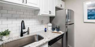 Cary Pines Apartments Gallery 4