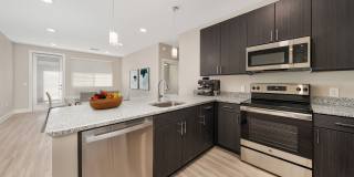 Album Cooley Station 55+ Active Adult Apartment Homes Gallery 12