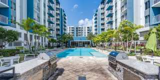 Pura Vida Hialeah Luxury Apartments Gallery 32