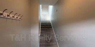 409 West Washington Street Gallery 11