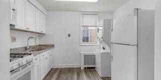 2440 CARPENTER Street Gallery 3