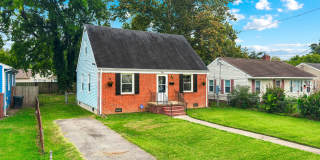 607 Lee St Gallery 1