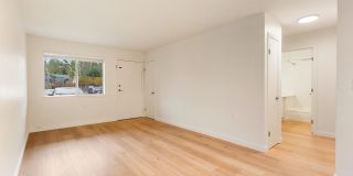 Crestwood Place Gallery 26