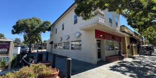 Perfect Shape Downtown Livermore Living Condo above Yin-Yin Restaurant Gallery 1