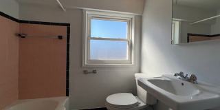 7409 North Claremont Avenue Gallery 1