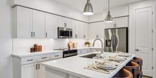 The Stately Avondale Gallery 1