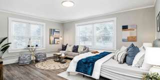 Amazing Remodeled Studio Apartments - Gallery 7
