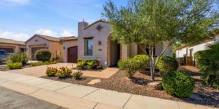 1589 East Vesper Trail Gallery 3