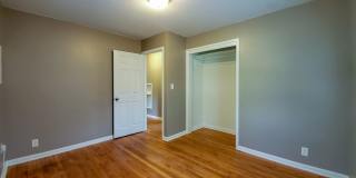 2 bedroom 1 bath bungalow in Shawnee. Gallery 20