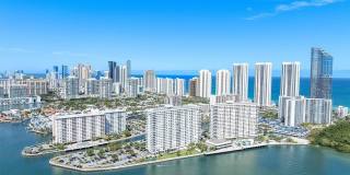 300 Bayview Dr Gallery 15