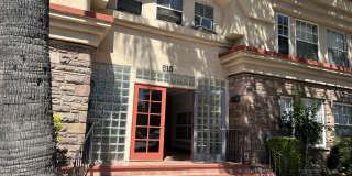 615 N Rossmore Ave Gallery 2