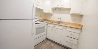 1059 E. 600 S. Gallery 218