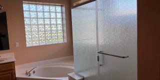 3500 SFT home, 5 Bed 3 bath with POOL and 3 car garage Gallery 29