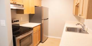 Uptown Lake Oswego Gallery 34