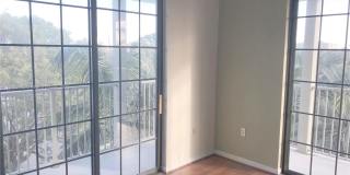 1919 Van Buren Street Gallery 10