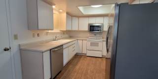 2 Bedroom Condo Near Sacramento River Trail 2 Bedroom Condo Near Sacramento River Trail Gallery 6
