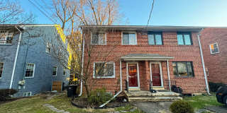 Beautiful 3 Bed 1 Bath End Row Brick Townhouse With Fenced In Yard In River Terrace Gallery 1
