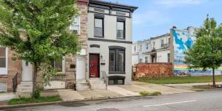 GORGEOUS end unit in Baltimore! 3 Bedrooms 3 Bathrooms Plus a Rec Room! GORGEOUS end unit in Baltimore! 3 Bedrooms 3 Bathrooms Plus a Rec Room! Gallery 31