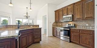 204 Captains Court Gallery 9