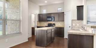 AVAILABLE NOW! Nice 3 Bedroom Duplex located in New Braunfels! Gallery 9