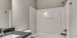 Beautiful Home in Edmond + Edmond Schools + 3 bedrooms Gallery 20