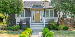 Beautiful Remodeled House with Fenced Yard in Maple Leaf Gallery 1