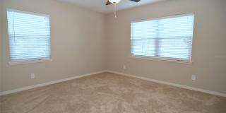 606 12TH AVENUE NE Gallery 15