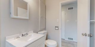 NE 2/BD 1/BA 1/CG HOME Gallery 23