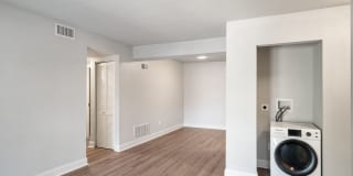 Pendleton Heights Apartments Gallery 14