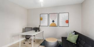 8820 W KINGS Avenue Gallery 7