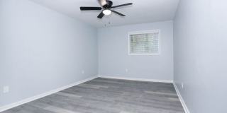 Miller Chateau Apartments Gallery 8