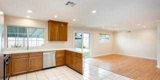 Traditional Single Family with Spacious Yard! Gallery 10