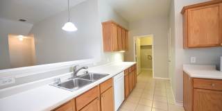 GREAT home for rent in Anna Gallery 6