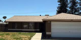 **Beautiful 4 Bedroom, 2 Bathroom Home for Rent!** Gallery 1