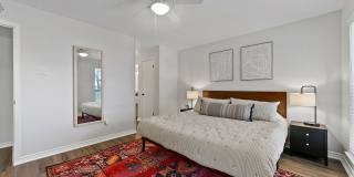 Lakeside Apartments Gallery 31
