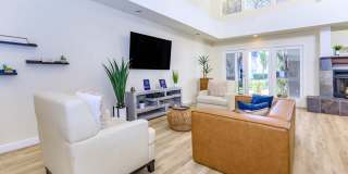 Sun Creek Gallery 15