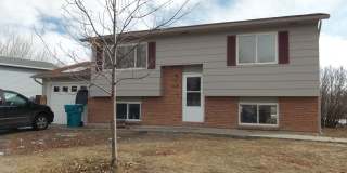 Spacious Berthoud Home with Finished Basement & Detached Shop Gallery 1