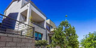 Summerlin Beauty With Bed and Bath On 1st Floor Gallery 3