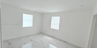 1606 NW 12th Ave Gallery 26